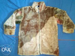 Kashmiri kid's jacket (10 to 11 years). The price is