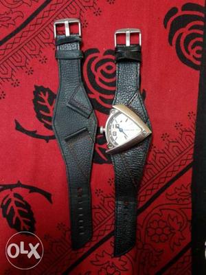 Original fastrack watch with extra original belt