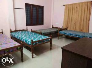 Sharing rooms available for gents near CSEZ Kakkanad