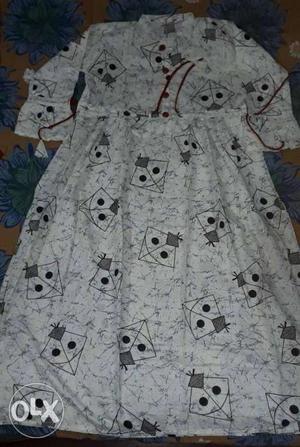 White And Gray Kite Print Long-sleeved Dress