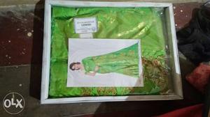 Women's Green And Brown Floral Sari Dress Box