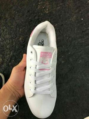 Adidas standsmith shoe for girls...unused