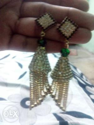 Silver gold earrings this good condition
