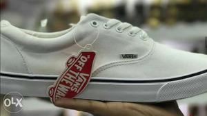 Unpaired White Vans Authentic Sneaker
