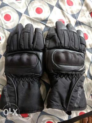 Waterproof Biking gloves with gaurds