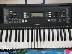 8 months old Yamaha PSR-E-363 keyboard in new