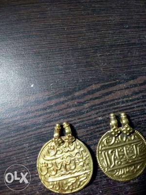 Gold coins is very old n arabic language of the