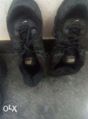 Nike black shoes size US8,In good condition