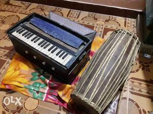 Old Harmoniam & Miruthangam For sale it's have Repaired