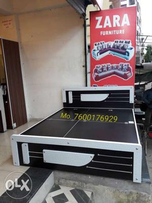 White Black Wooden 5x6 double bed