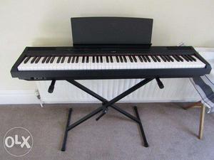 Yamaha P 115B digital piano, 8 months old, EXCELLENT