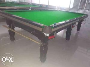 5x10 Mini Snooker table with other accesories
