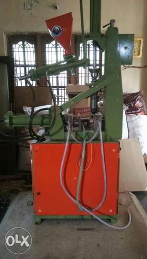 Auto matic moulding machine with die 2months older