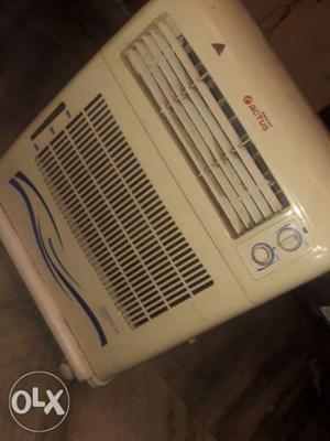 Beige Actus Portable Air Conditioner