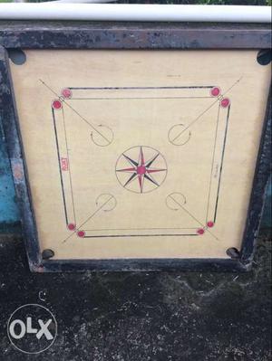 Carrom 3 ft l*b with wood and fiber coins...total