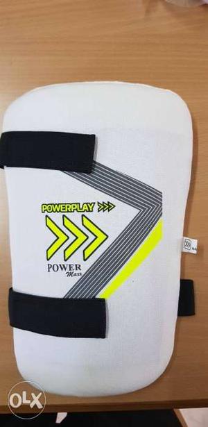 Power Play Thigh Guards for juniors and seniors
