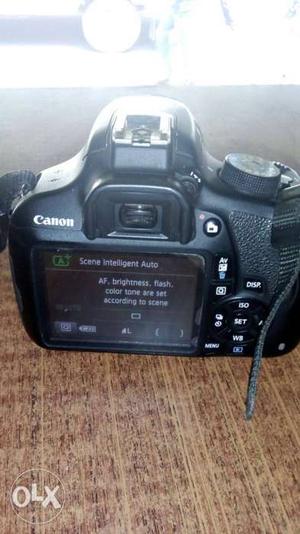 Canon d with  for sell.. it contain