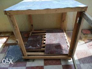 Dog cage in very good condition, Newly made for