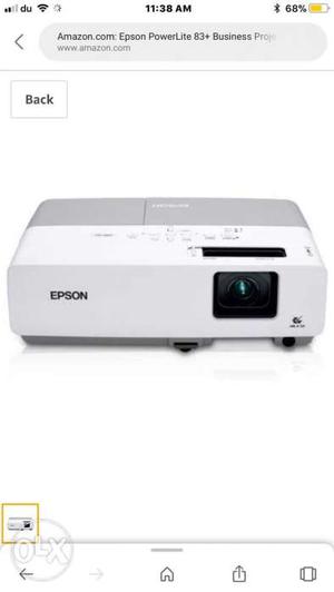 Epson projector (9OO6)