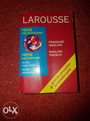 Larousse Book