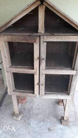 Pets cage for sale not used looks New.