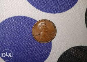 Round Copper-colored Lincoln Coin
