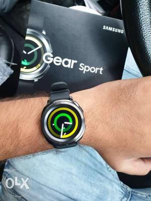 Silver Samsung Gear Sport With Box only 4 days old