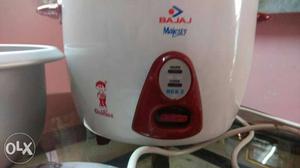 White And Red rice cooker