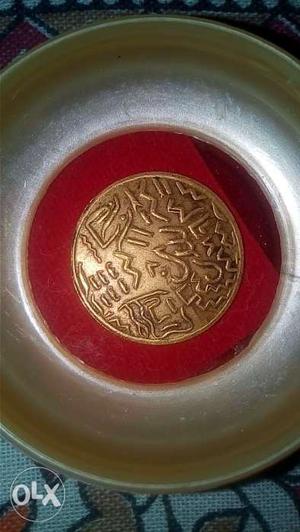 Gold coin Arabic