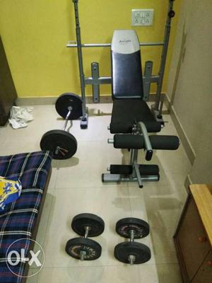 Multi usefull bench press with triceps rod with