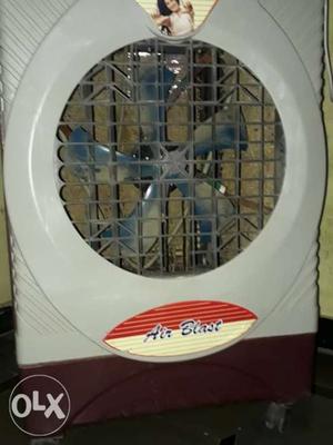 Very good condition air cooler 4 months old only