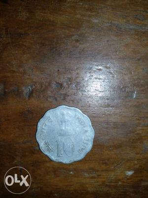 10 paisa Silver - coloured old coin 