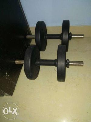 2 kg*4 and 2 rods: Total 10 kg