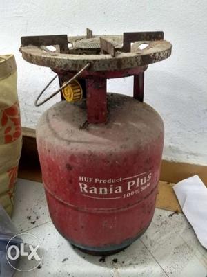 6 months old gas cylinder with burner