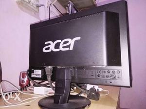 Acer computer LED TV in working condition.
