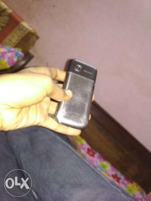 Black And Gray Canydbar Phone