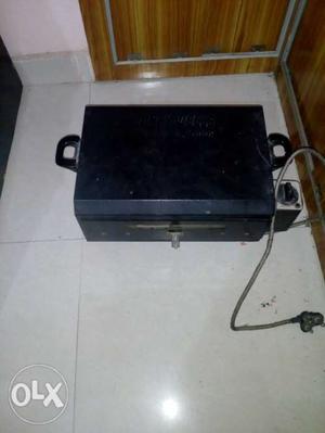 Less used electronic tandoor in good condition..