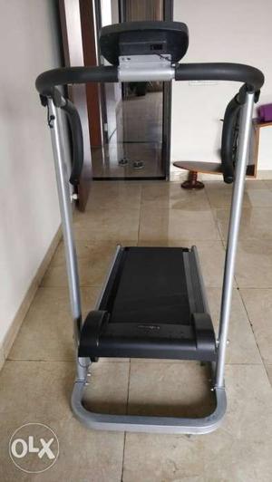 Lifeline Pro Manual Treadmill. Great Condition. 1