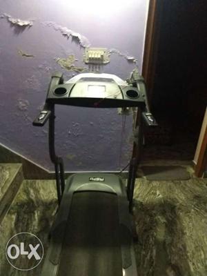 Tread Mill made  done only maximum 50km. No