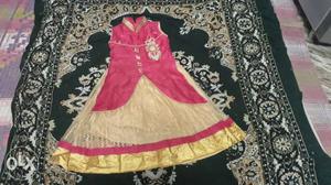 Beautiful frock for 4 to 7 years old kids