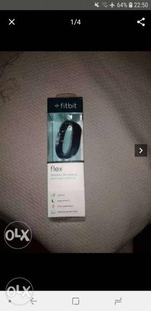 FITBIT FLEX - ONLY 1 MONTH OLD IN FLAWLESS
