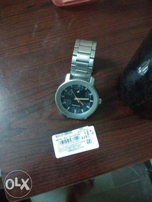 Fastrack watch with box but bill is not there 6