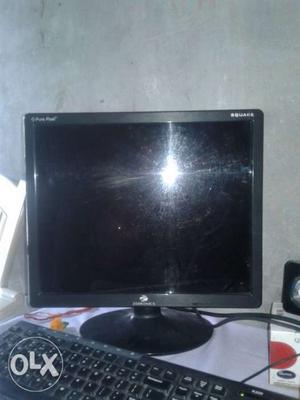 Monitor LCD Very Good condition no problem Call