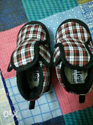 Pair Of Toddler's Red-white-and-black Plaid Booties
