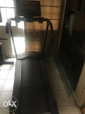 Perfect working condition treadmill