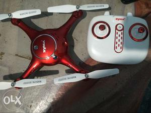 Red Syma Quadcopter