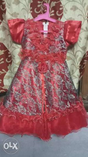 Red frock for kids 3 to 6 years old