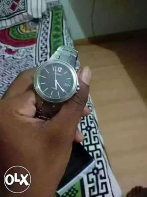 Seiko silver stainless steel quartz watch...8