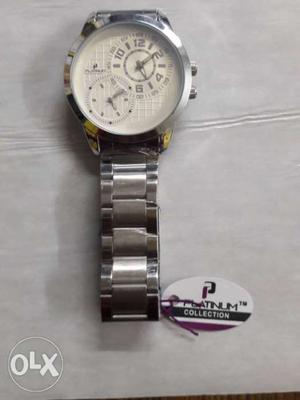 Watch with latest design and pattern with dual