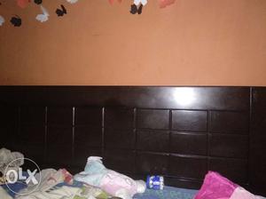 1.8 years old Bed in Good condition